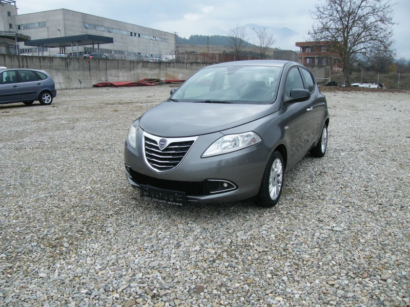 Lancia Ypsilon 1.2i EURO 6B GAZ инжекцион - 10390 лв. / 5312.32 € - 15932597 1 | Car24.bg Lancia Ypsilon 1.2i EURO 6B GAZ инжекцион - 10390 лв. / 5312.32 € - 15932597 1