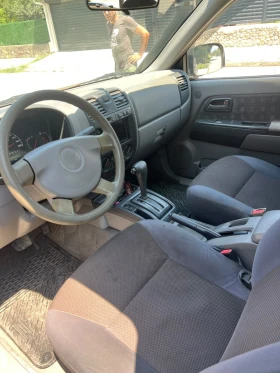 Isuzu D-max - 6700 € / 13104.06 лв. - 49738702 12 | Car24.bg Isuzu D-max - 6700 € / 13104.06 лв. - 49738702 12