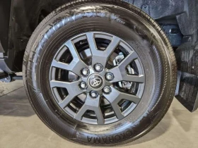 Toyota 4runner * 2.4 SR5; SAFETY SENSE 3.0, SMART KEY, 4WD, HEATE | Auto.bg — изображение 6 Toyota 4runner * 2.4 SR5; SAFETY SENSE 3.0, SMART KEY, 4WD, HEATE | Auto.bg — изображение 6