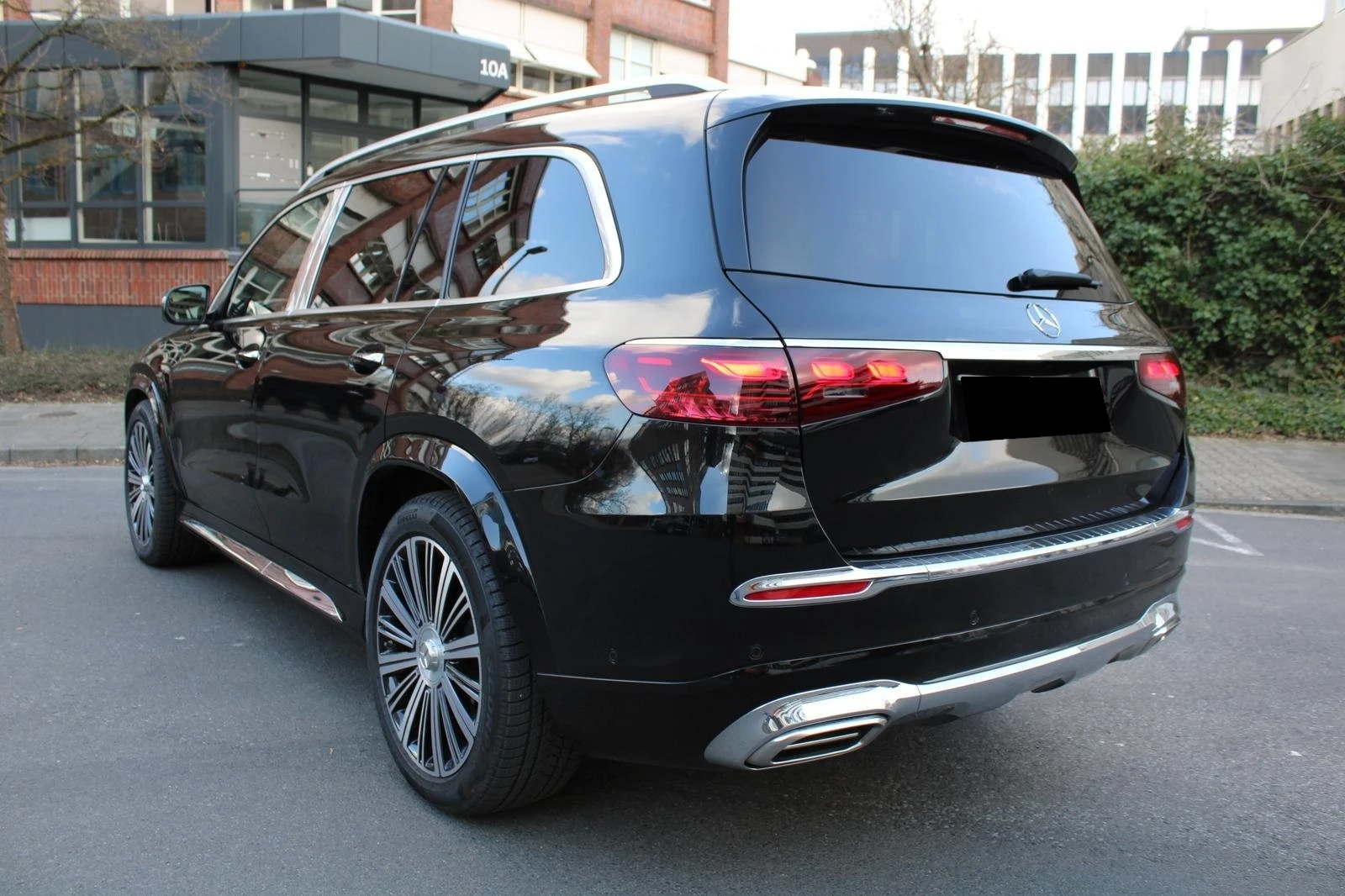 Mercedes-Benz GLS 600 MAYBACH 4-MATIC HEAD UP BURMESTER EXCLUSIVE 360 - изображение 2 | Auto.bg Mercedes-Benz GLS 600 MAYBACH 4-MATIC HEAD UP BURMESTER EXCLUSIVE 360 - изображение 2