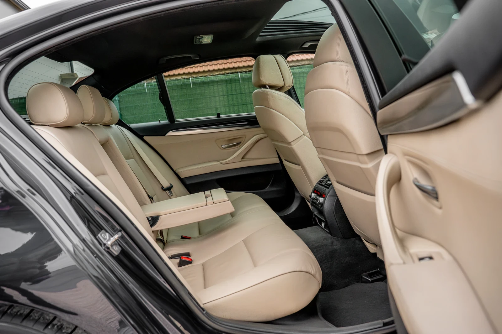 BMW 530 M PERFORMANCE  - изображение 10 | Auto.bg BMW 530 M PERFORMANCE  - изображение 10