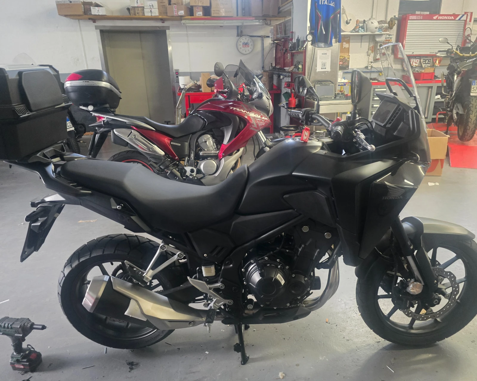 Honda Cb 500 NX500 2025!!km= 0!! Euro5+  - изображение 5 | Auto.bg Honda Cb 500 NX500 2025!!km= 0!! Euro5+  - изображение 5