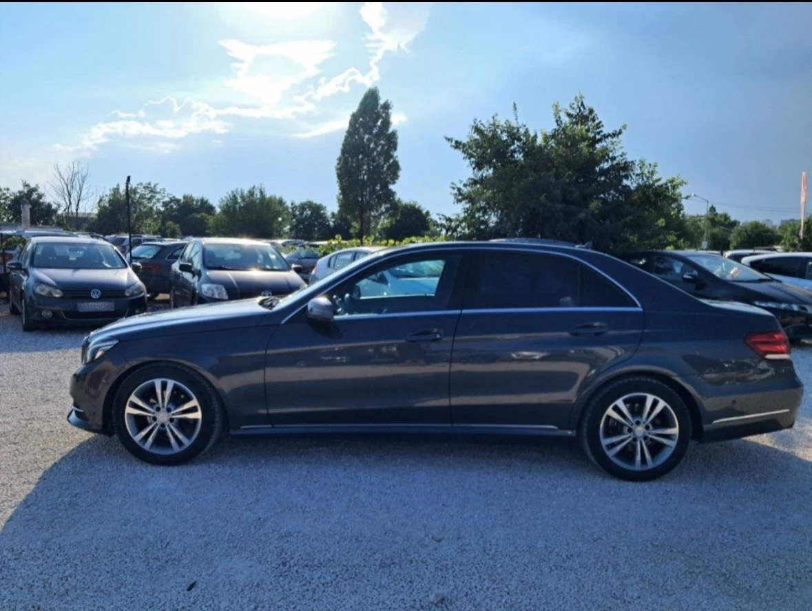 Mercedes-Benz E 220 9G-TRONIC - изображение 8 | Auto.bg Mercedes-Benz E 220 9G-TRONIC - изображение 8
