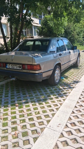 Mercedes-Benz 190 undefined | Auto.bg — изображение 3 Mercedes-Benz 190 undefined | Auto.bg — изображение 3