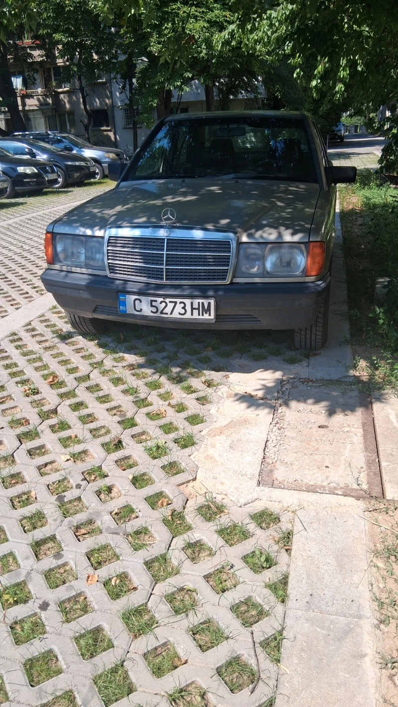 Mercedes-Benz 190 - 1600 € / 3129.33 лв. - 24032088 1 | Car24.bg Mercedes-Benz 190 - 1600 € / 3129.33 лв. - 24032088 1