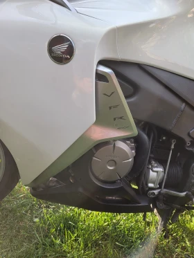 Honda Vfr 1200F | Auto.bg — изображение 13 Honda Vfr 1200F | Auto.bg — изображение 13