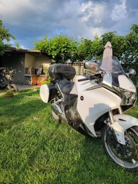 Honda Vfr 1200F | Auto.bg — изображение 7 Honda Vfr 1200F | Auto.bg — изображение 7