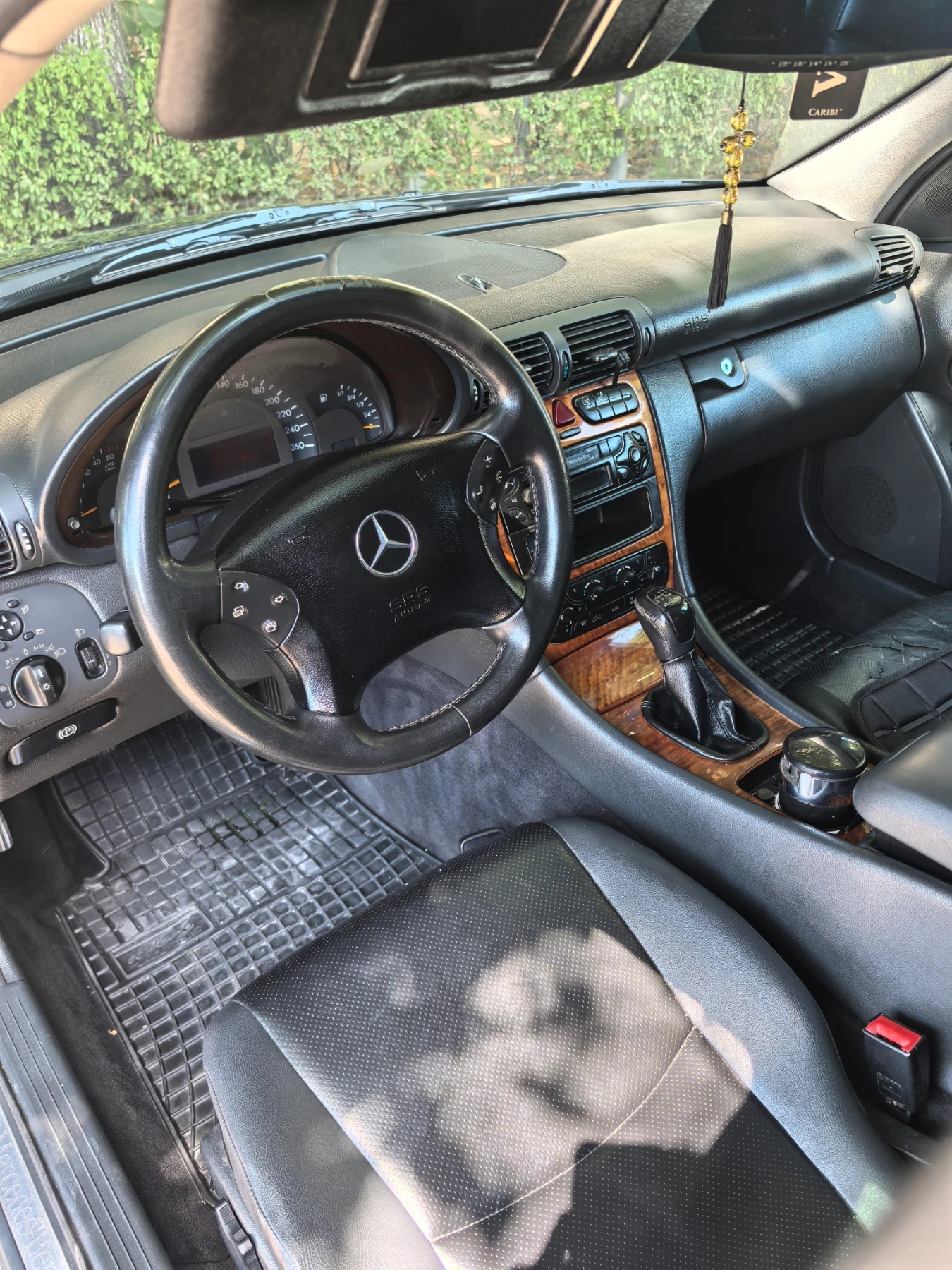 Mercedes-Benz C 200 undefined | Auto.bg — изображение 1 Mercedes-Benz C 200 undefined | Auto.bg — изображение 1