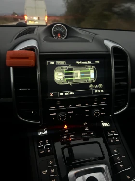 Porsche Cayenne Hybrid * ПЕРФЕКТЕН* ПАНОРАМА* СЕРВИЗ* - 34500 лв. / 17639.57 € - 48414492 16 | Car24.bg Porsche Cayenne Hybrid * ПЕРФЕКТЕН* ПАНОРАМА* СЕРВИЗ* - 34500 лв. / 17639.57 € - 48414492 16