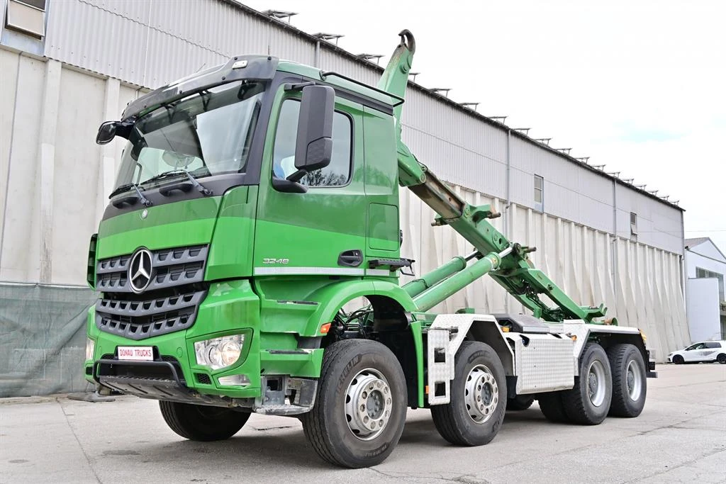 Mercedes-Benz Arocs 3248 Meiler 30т кука с ретардер и теглич | Auto.bg — изображение 1 Mercedes-Benz Arocs 3248 Meiler 30т кука с ретардер и теглич | Auto.bg — изображение 1