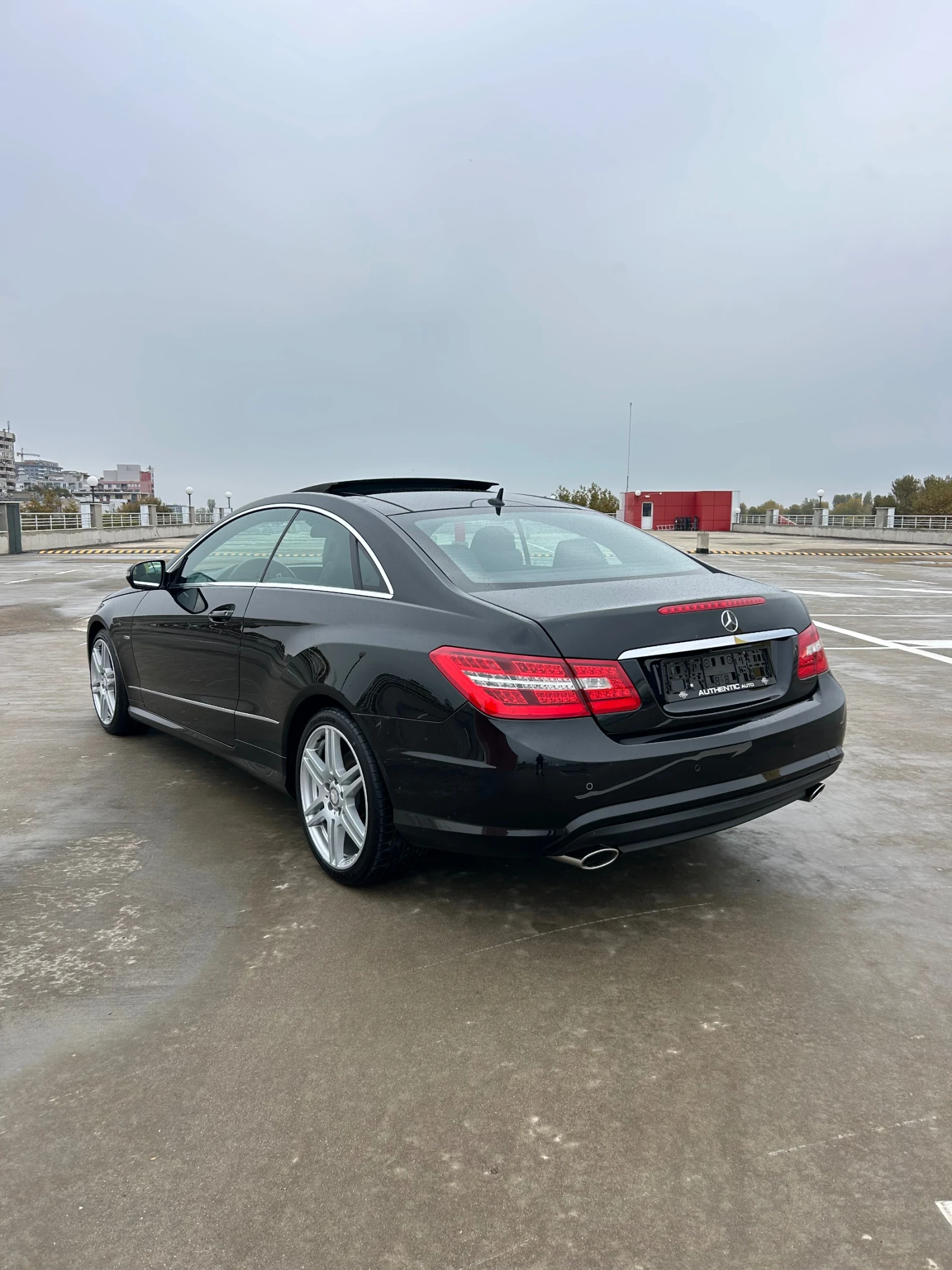 Mercedes-Benz E 350 CDI // AMG PACK // ОБДУХВАНЕ // ПАНОРАМА - изображение 5 | Auto.bg Mercedes-Benz E 350 CDI // AMG PACK // ОБДУХВАНЕ // ПАНОРАМА - изображение 5