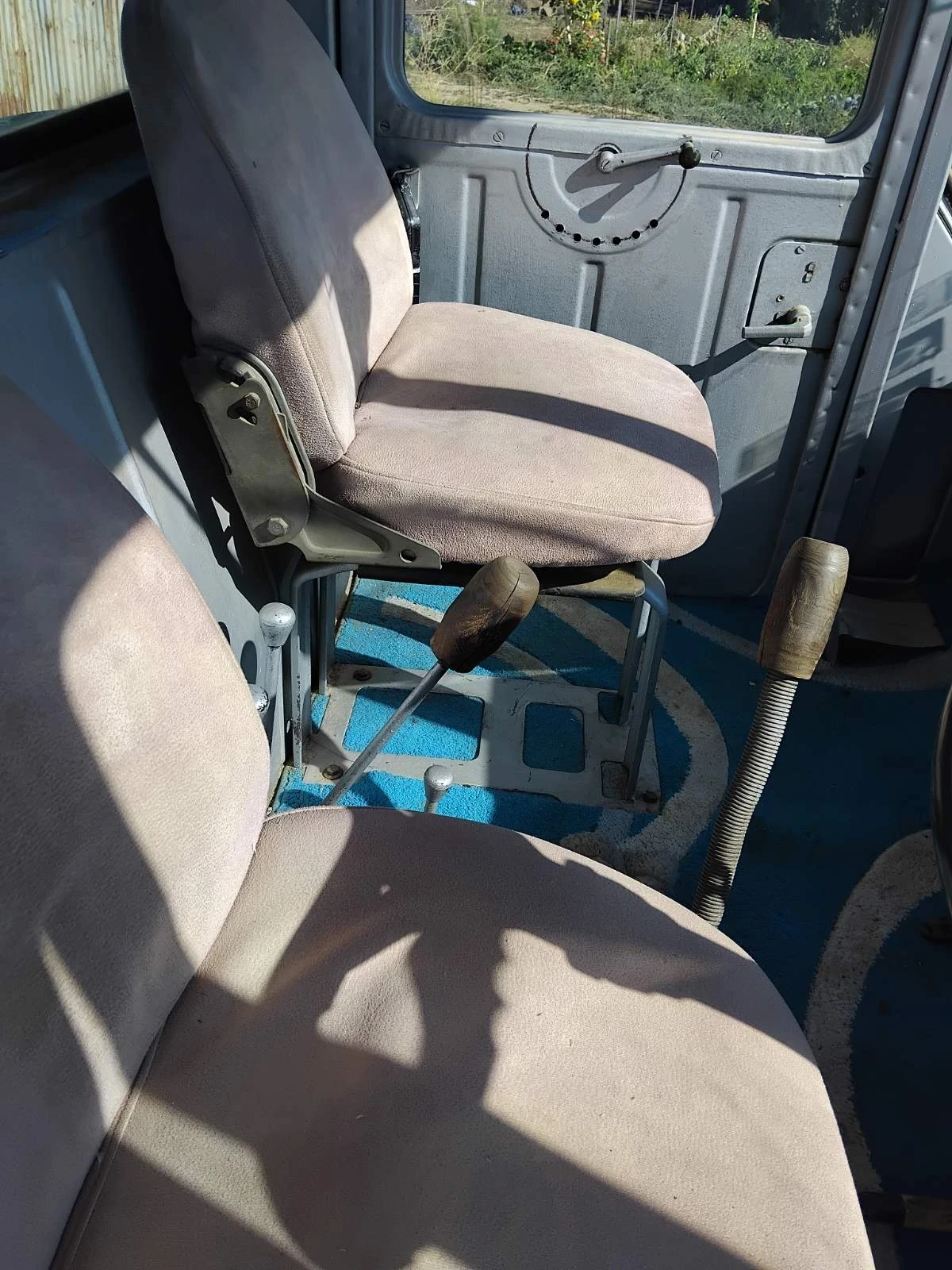 Трактор Т 150 - изображение 2 | Auto.bg Трактор Т 150 - изображение 2