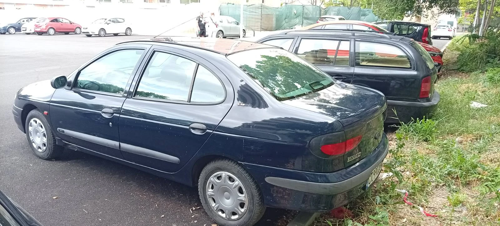 Renault Megane undefined | Auto.bg — изображение 1 Renault Megane undefined | Auto.bg — изображение 1
