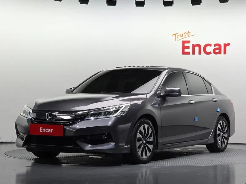 Honda Accord 2.0 Hybrid 9Th Generation - 15698 € - 83215423 1 | Car24.bg Honda Accord 2.0 Hybrid 9Th Generation - 15698 € - 83215423 1