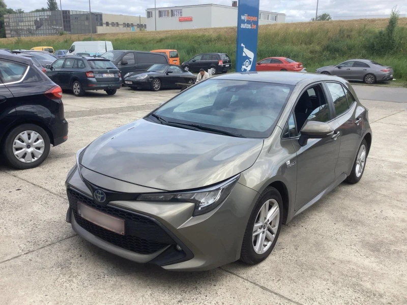 Toyota Corolla 1.8 Хибрид - 13600 € / 26599.29 лв. - 42229362 1 | Car24.bg Toyota Corolla 1.8 Хибрид - 13600 € / 26599.29 лв. - 42229362 1