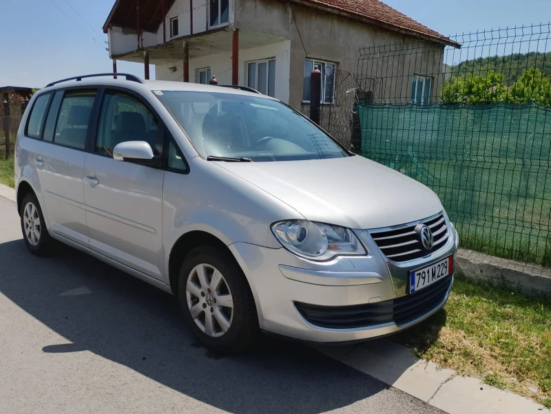 VW Touran 2.0 TDI 140KS 2008G - 3650 € / 7138.78 лв. - 48507633 1 | Car24.bg VW Touran 2.0 TDI 140KS 2008G - 3650 € / 7138.78 лв. - 48507633 1