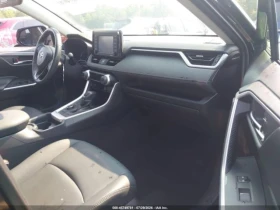Toyota Rav4 XLE* PREMIUM* AWD* КОЖА* ПОДГРЕВ* ШИБИДАХ* КАМЕРА* | Auto.bg — изображение 5 Toyota Rav4 XLE* PREMIUM* AWD* КОЖА* ПОДГРЕВ* ШИБИДАХ* КАМЕРА* | Auto.bg — изображение 5