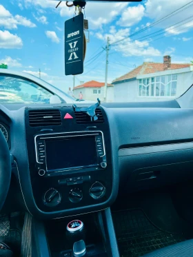 VW Golf - 1800 € / 3520.49 лв. - 22245044 11 | Car24.bg VW Golf - 1800 € / 3520.49 лв. - 22245044 11