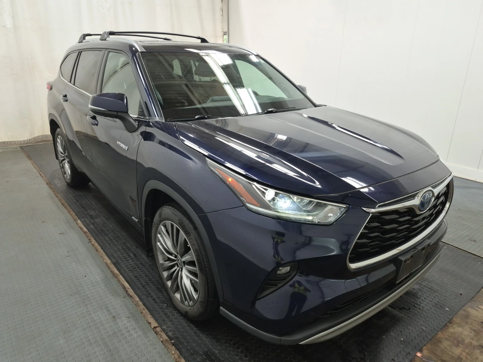 Toyota Highlander Hybrid Limited* AWD* PANO* 360* ОБДУХВАНЕ* 6+ 1 | Auto.bg — изображение 1 Toyota Highlander Hybrid Limited* AWD* PANO* 360* ОБДУХВАНЕ* 6+ 1 | Auto.bg — изображение 1