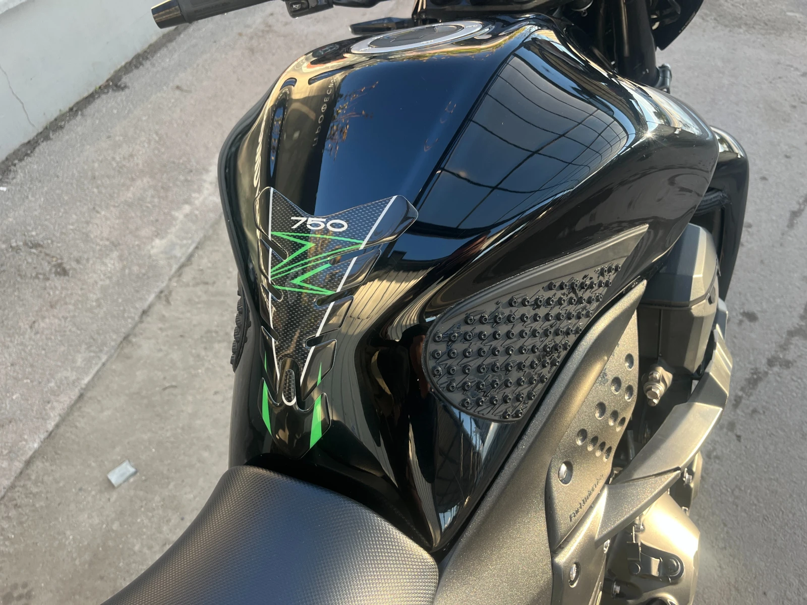 Kawasaki Z 750 A2 категория - изображение 5 | Auto.bg Kawasaki Z 750 A2 категория - изображение 5