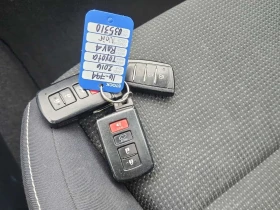 Toyota Rav4 * HYBRID XLE * AWD * CARFAX * | Auto.bg — изображение 8 Toyota Rav4 * HYBRID XLE * AWD * CARFAX * | Auto.bg — изображение 8