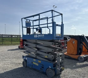 Обява за продажба на Автовишка Ножична вишка GENIE GS2632