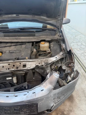 Opel Zafira undefined | Auto.bg — изображение 5 Opel Zafira undefined | Auto.bg — изображение 5