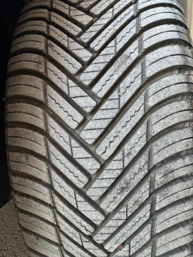 Audi Q3 2.0TDI;:S-line;:Panorama;:Quattro;:Navi;:Xenon:FUL - 32650 лв. / 16693.68 € - 19078035 17 | Car24.bg Audi Q3 2.0TDI;:S-line;:Panorama;:Quattro;:Navi;:Xenon:FUL - 32650 лв. / 16693.68 € - 19078035 17