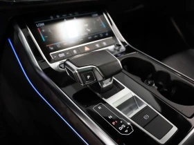 Audi Q8 55TFSI* MATRIX* S* LINE* ОБДУХВАНЕ* ДИСТРОНИК* - 34100 € / 66693.80 лв. - 36185506 12 | Car24.bg Audi Q8 55TFSI* MATRIX* S* LINE* ОБДУХВАНЕ* ДИСТРОНИК* - 34100 € / 66693.80 лв. - 36185506 12