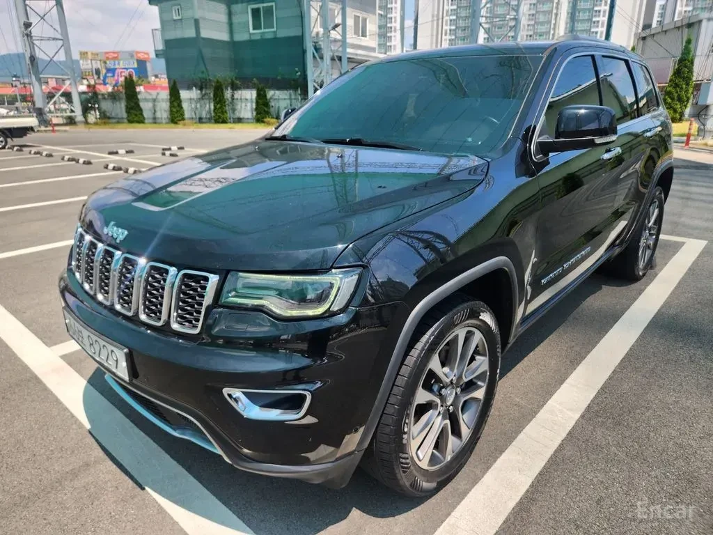 Jeep Grand cherokee 3.6* V6* 8ZF* ПОДГРЕВ* ОБДУХВАНЕ* КАМЕРА* КЕЙЛЕС* | Auto.bg — изображение 1 Jeep Grand cherokee 3.6* V6* 8ZF* ПОДГРЕВ* ОБДУХВАНЕ* КАМЕРА* КЕЙЛЕС* | Auto.bg — изображение 1