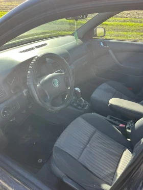 Skoda Octavia - 3500 лв. / 1789.52 € - 88550800 5 | Car24.bg Skoda Octavia - 3500 лв. / 1789.52 € - 88550800 5