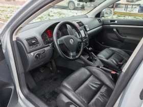 VW Golf 1.9tdi 105ps koja Navi - 2560 € / 5006.92 лв. - 20491207 9 | Car24.bg VW Golf 1.9tdi 105ps koja Navi - 2560 € / 5006.92 лв. - 20491207 9