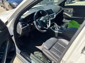 BMW 330 xDrive | CARFAX ГЛАВНО ПРЕДСТАВИТЕЛСТВО НА BMW | Auto.bg — изображение 7 BMW 330 xDrive | CARFAX ГЛАВНО ПРЕДСТАВИТЕЛСТВО НА BMW | Auto.bg — изображение 7