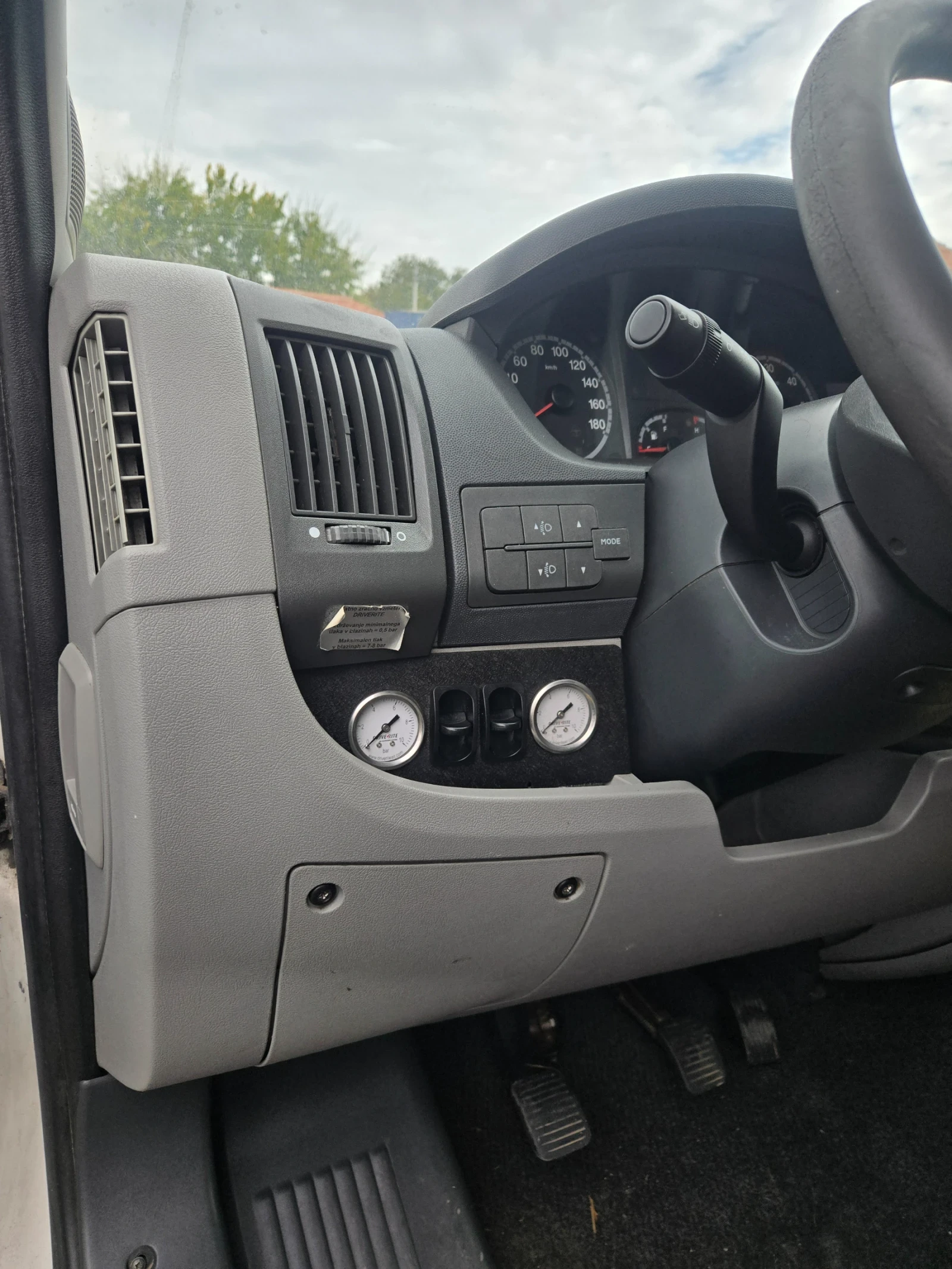 Fiat Ducato 2, 3 130кон с климатик 5метра изплащане прес ТБИ б - изображение 6 | Auto.bg Fiat Ducato 2, 3 130кон с климатик 5метра изплащане прес ТБИ б - изображение 6