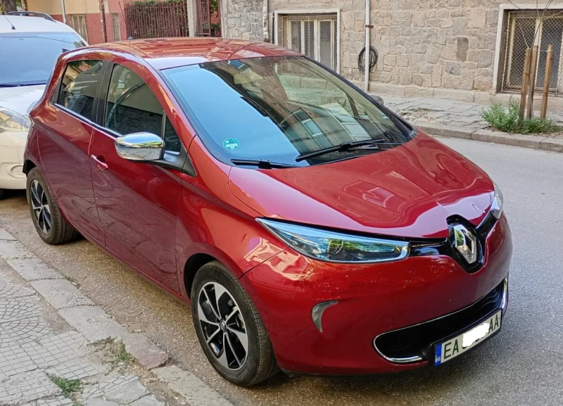 Renault Zoe 41kW Intense 350km - 20500 лв. / 10481.48 € - 26907811 1 | Car24.bg Renault Zoe 41kW Intense 350km - 20500 лв. / 10481.48 € - 26907811 1