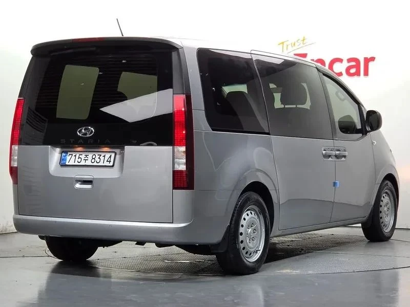 Hyundai Staria - 18584 € - 19299028 1 | Car24.bg Hyundai Staria - 18584 € - 19299028 1