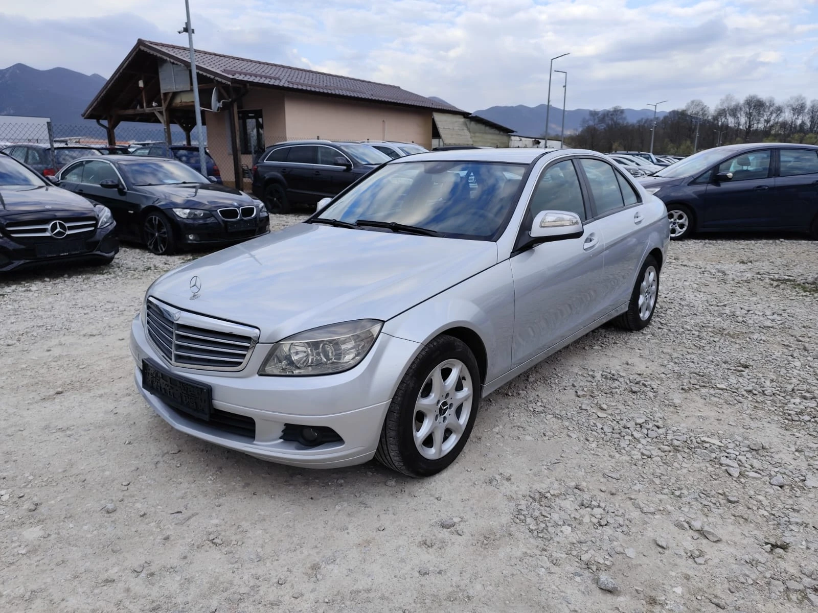 Mercedes-Benz C 200 2.2 дизел 136 коня | Auto.bg — изображение 1 Mercedes-Benz C 200 2.2 дизел 136 коня | Auto.bg — изображение 1