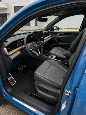 VW Tiguan Highline R Line / МАСАЖИ / 360 / ОБДУХВАНЕ | Auto.bg — изображение 5 VW Tiguan Highline R Line / МАСАЖИ / 360 / ОБДУХВАНЕ | Auto.bg — изображение 5