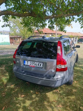 Volvo V50 2.4 газ/бензин - 3500 € / 6845.40 лв. - 48409018 2 | Car24.bg Volvo V50 2.4 газ/бензин - 3500 € / 6845.40 лв. - 48409018 2