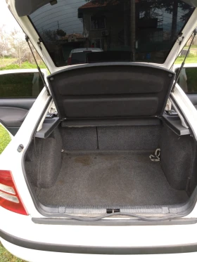 Skoda Octavia - 2900 € / 5671.91 лв. - 70711125 12 | Car24.bg Skoda Octavia - 2900 € / 5671.91 лв. - 70711125 12