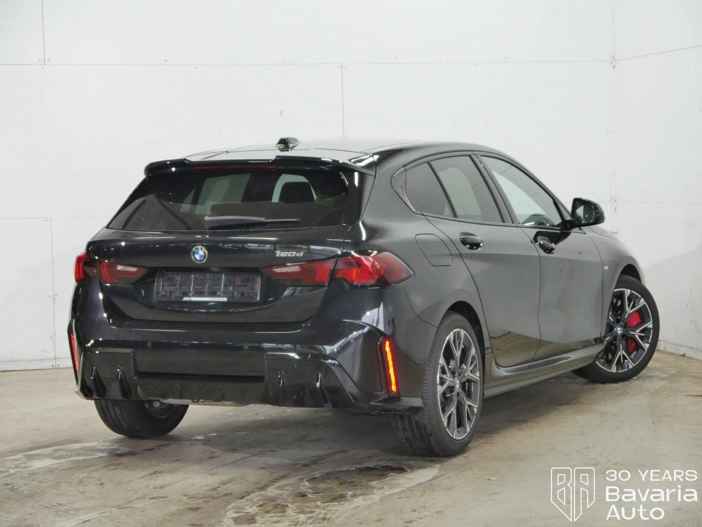 BMW 120 d M Sport Paket Steptronic - изображение 3 | Auto.bg BMW 120 d M Sport Paket Steptronic - изображение 3