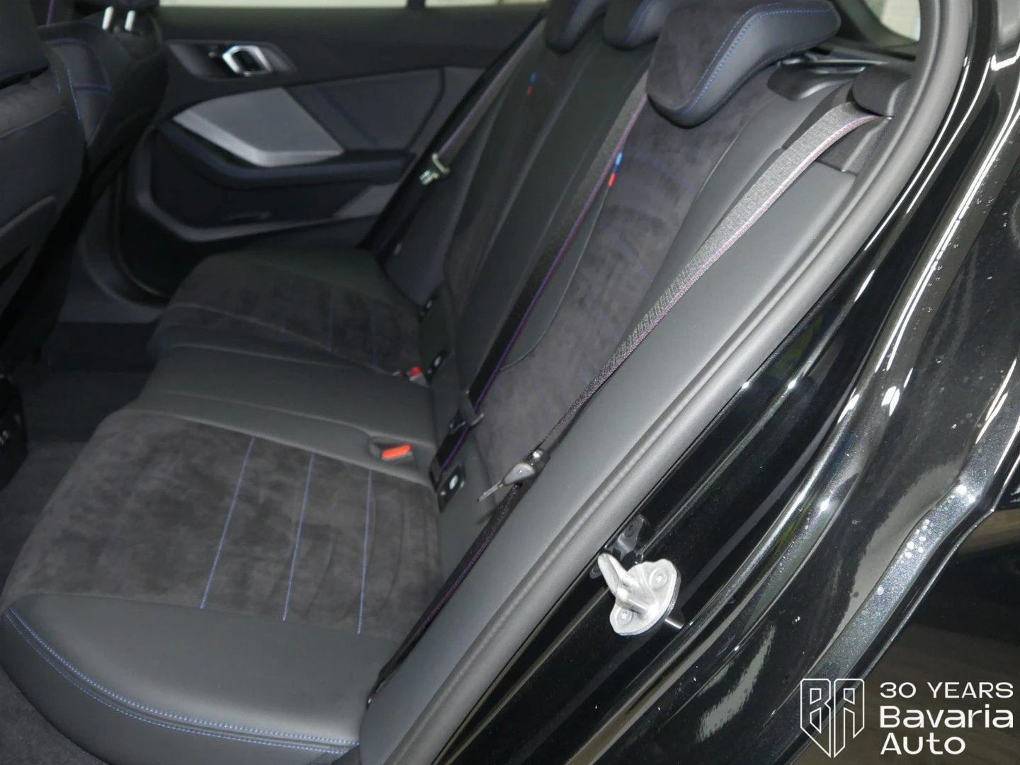 BMW 120 d M Sport Paket Steptronic - изображение 8 | Auto.bg BMW 120 d M Sport Paket Steptronic - изображение 8