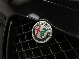 Alfa Romeo Giulia * QUADRIFOGLIO * CARFAX * ФИКСИРАНА ЦЕНА ДО БГ * | Auto.bg — изображение 10 Alfa Romeo Giulia * QUADRIFOGLIO * CARFAX * ФИКСИРАНА ЦЕНА ДО БГ * | Auto.bg — изображение 10