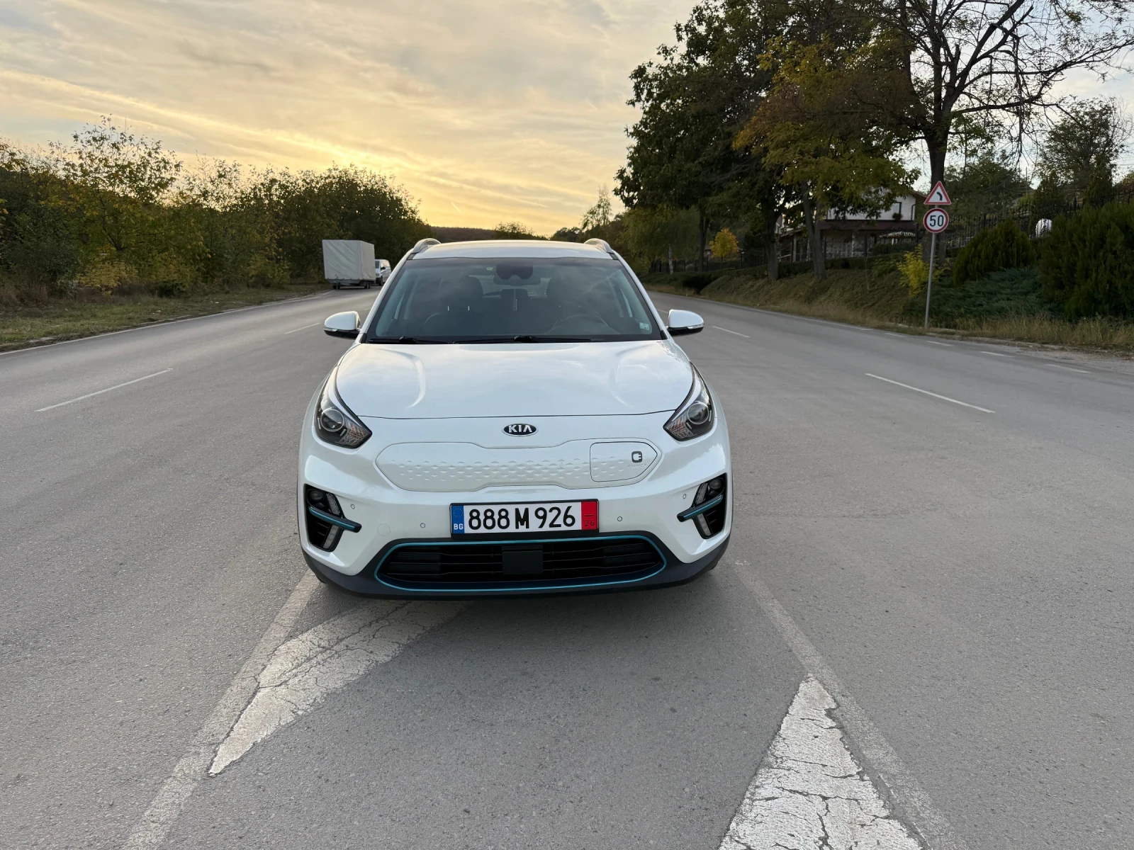 Kia Niro undefined | Auto.bg — изображение 1 Kia Niro undefined | Auto.bg — изображение 1