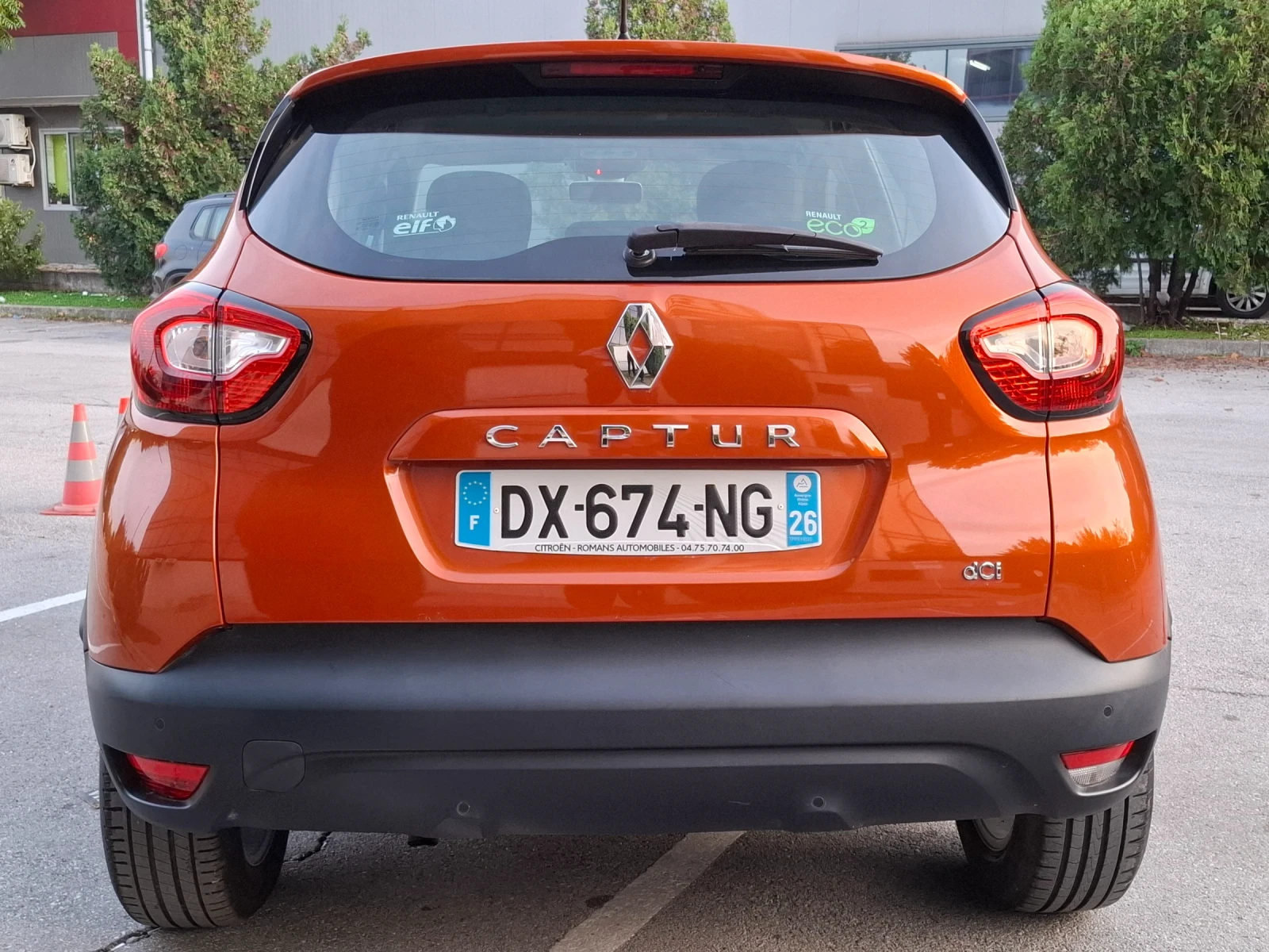 Renault Captur 1.5dCi 90hp * EURO 6 * АВТОМАТИК * КЛИМАТРОНИК *  - изображение 5 | Auto.bg Renault Captur 1.5dCi 90hp * EURO 6 * АВТОМАТИК * КЛИМАТРОНИК *  - изображение 5