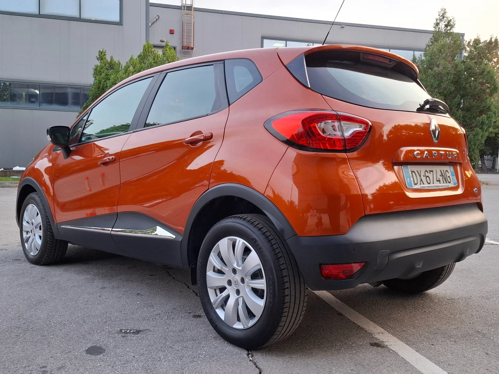Renault Captur 1.5dCi 90hp * EURO 6 * АВТОМАТИК * КЛИМАТРОНИК *  - изображение 7 | Auto.bg Renault Captur 1.5dCi 90hp * EURO 6 * АВТОМАТИК * КЛИМАТРОНИК *  - изображение 7