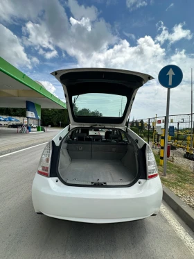 Toyota Prius - 5399 € / 10559.53 лв. - 54358701 6 | Car24.bg Toyota Prius - 5399 € / 10559.53 лв. - 54358701 6