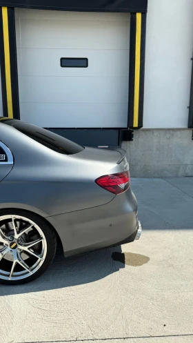 Mercedes-Benz E 53 AMG * Digital * Панорама * АвтоКредит (ЦЕНА ДО БГ) | Auto.bg — изображение 5 Mercedes-Benz E 53 AMG * Digital * Панорама * АвтоКредит (ЦЕНА ДО БГ) | Auto.bg — изображение 5