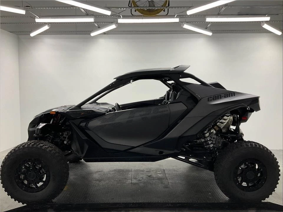 Can-Am Maverick R X RS SMART-SHOX| 89 мили | 240 к.с. | Auto.bg — изображение 1 Can-Am Maverick R X RS SMART-SHOX| 89 мили | 240 к.с. | Auto.bg — изображение 1