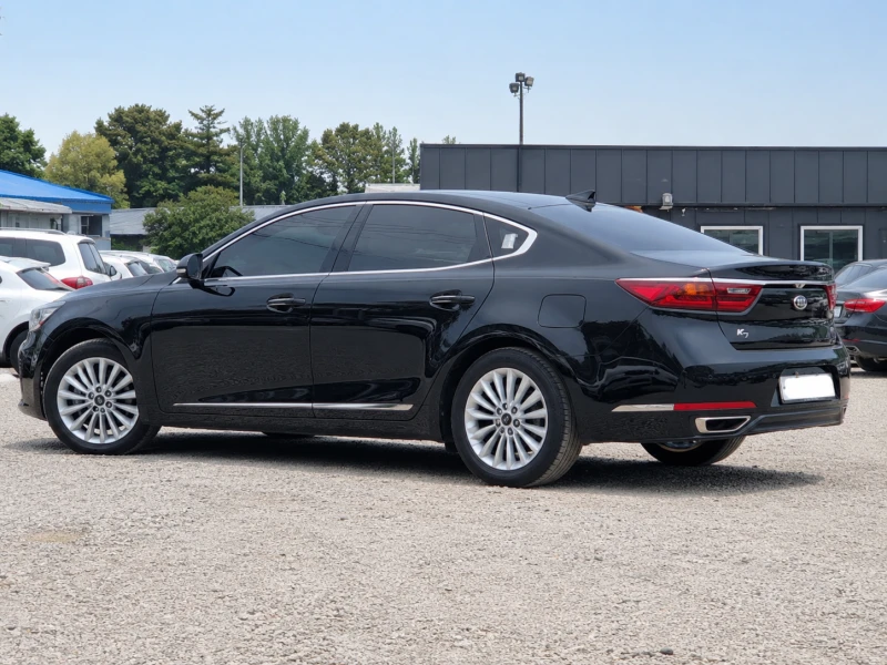 Kia K7 Prestige - 12890 € / 25210.65 лв. - 24157058 1 | Car24.bg Kia K7 Prestige - 12890 € / 25210.65 лв. - 24157058 1
